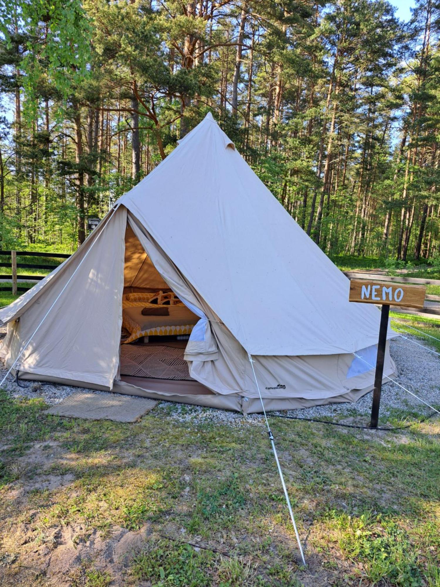 Glempings Berzciema Laguna Berzciems Exterior photo